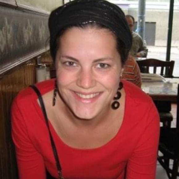 Meet your Posher, Robyn - Picture 1 of 1